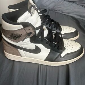 Jordan 1 Mocha